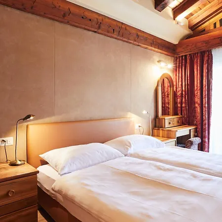 Resort Hotel Alex Zermatt Exterior photo